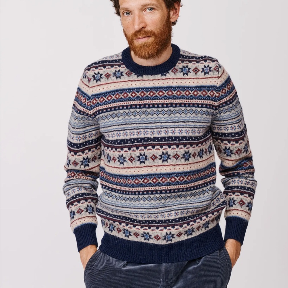 NWT Aubin Men's Navy and Cream Fair Isle Crewneck Sweater